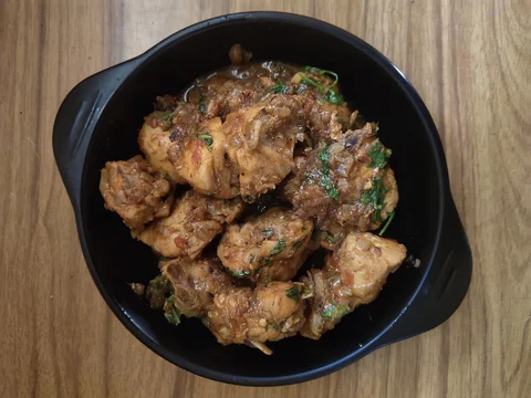 Bhuna Chicken - Bombay Grill Milton